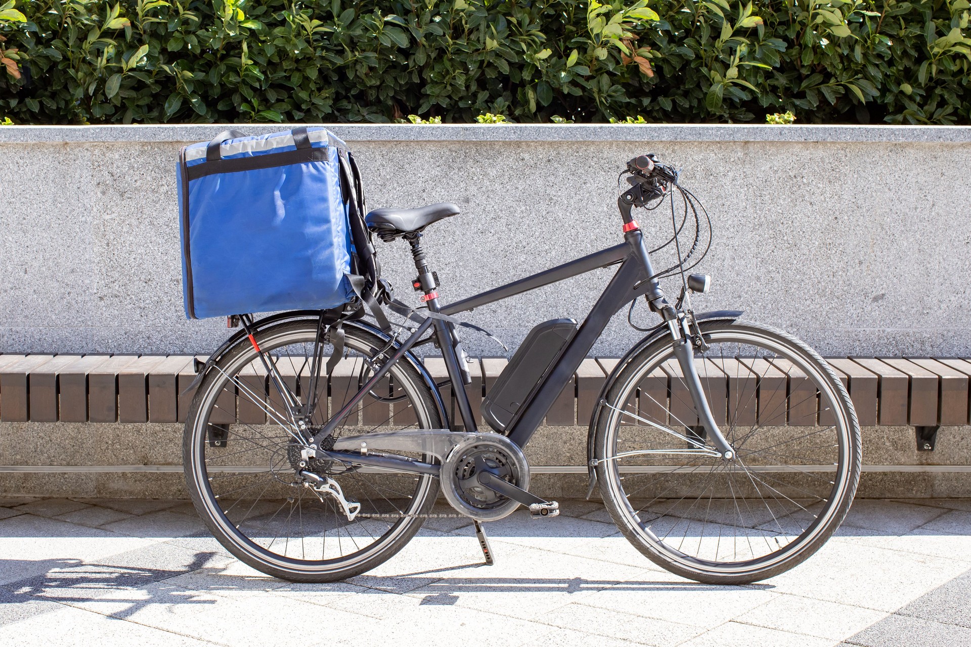 electric bicycle for delivery parked Livraison express - dernière minute - Urgent- strasbourg livraison velo electrique location velo electrique strasbourg - geodis strasbourg - kouglof livraison - kougelhopf livraison - geodis strasbourg -  Livraison - rapide- express - livraison en Velo - vélo strasbourg location - livraison strasbourg nuit - livraison tacos strasbourg -  location vélo strasbourg prix - location vélo strasbourg journée -  livraison velo grenoble - coursiers strasbourg - coursier strasbourg - coursier a pied - livraison velo strasbourg - coursier velo strasbourg. -emploi coursier velo strasbourg - coursiers strasbourg - livraison tacos strasbourg  - location vélo strasbourg journée - location velo strasbourg colmar - livraison velo ups - magasin velo rue de l'yser strasbourg - 